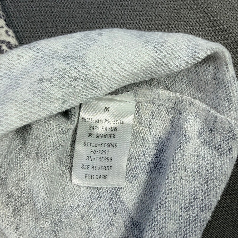 VICI Snakeskin Print Top Womens Medium Grey White Animal Crew Neck Casual FT4849 - Picture 4 of 7